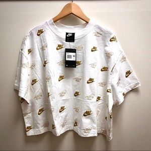 Nike Crop Tee